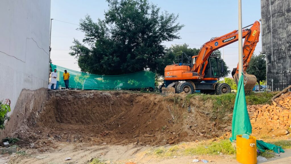 E 41 Commercial Plaza DHA Ph 2 - New Project Started
